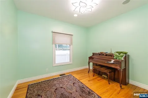 95 Highwood Avenue Englewood NJ 07631