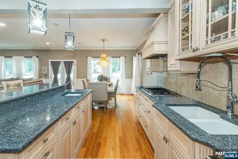 95 Highwood Avenue Englewood NJ 07631
