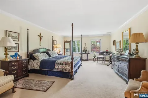 43 Maple Road West Milford NJ 07480
