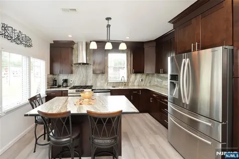 59 Hahn Avenue Rochelle Park NJ 07662