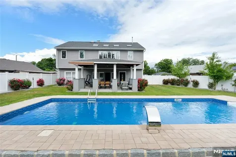 59 Hahn Avenue Rochelle Park NJ 07662