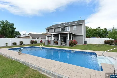 59 Hahn Avenue Rochelle Park NJ 07662