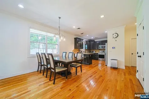 17 E Fairmount Avenue Maywood NJ 07607