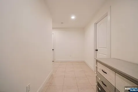 17 E Fairmount Avenue Maywood NJ 07607