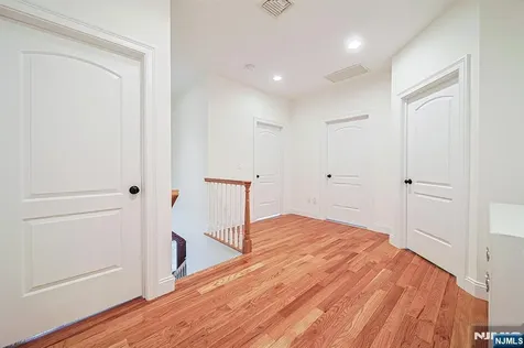 17 E Fairmount Avenue Maywood NJ 07607