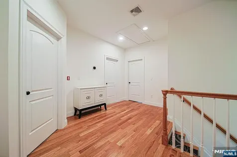 17 E Fairmount Avenue Maywood NJ 07607