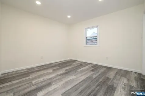 287 Orange Street Newark NJ 07103