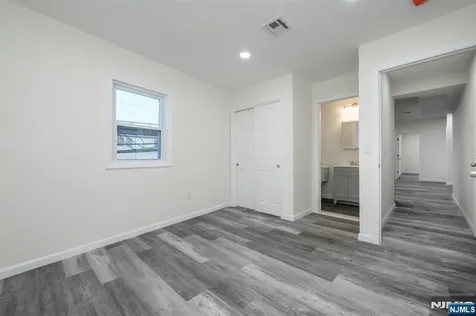 287 Orange Street Newark NJ 07103