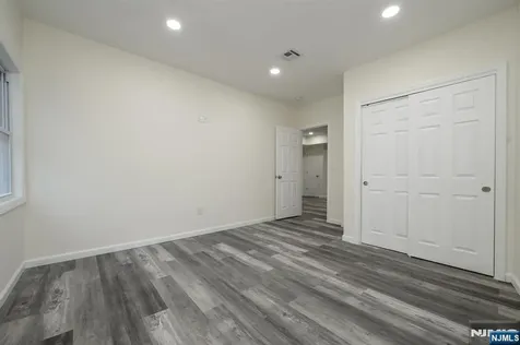 287 Orange Street Newark NJ 07103