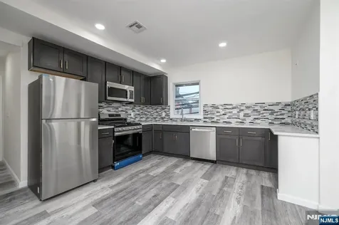 287 Orange Street Newark NJ 07103