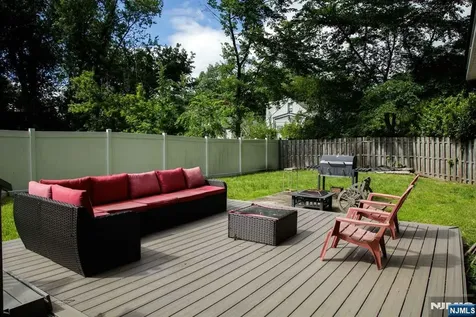 518 W Anderson Street Hackensack NJ 07601