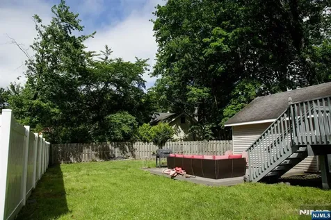 518 W Anderson Street Hackensack NJ 07601
