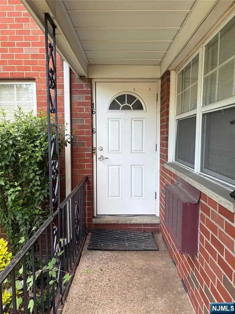 1250 Teaneck Road Teaneck NJ 07666