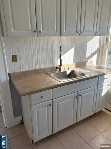 148 Hamilton Avenue Lodi NJ 07644