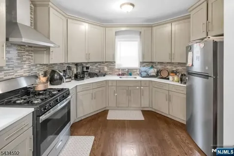 87 19th Street East Orange NJ 07017