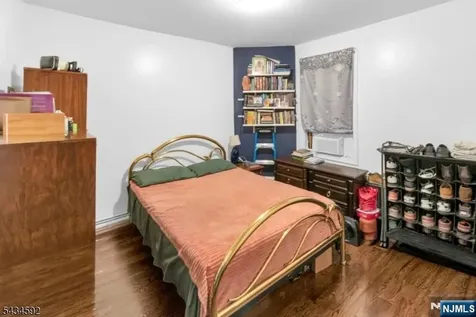 87 19th Street East Orange NJ 07017