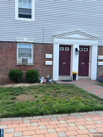 134B Hastings Rutherford NJ 07070