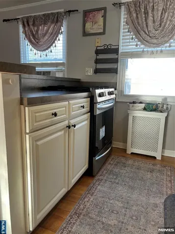 134B Hastings Rutherford NJ 07070