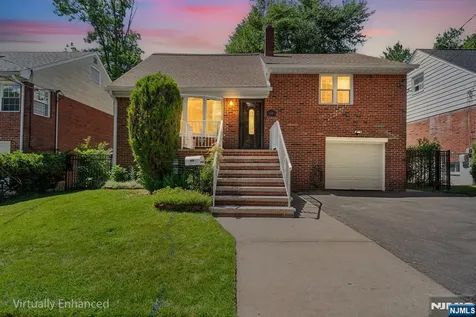 1095 Harvard Place Fort Lee NJ 07024