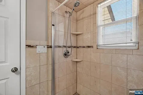 119 Kingston Avenue Hawthorne NJ 07506