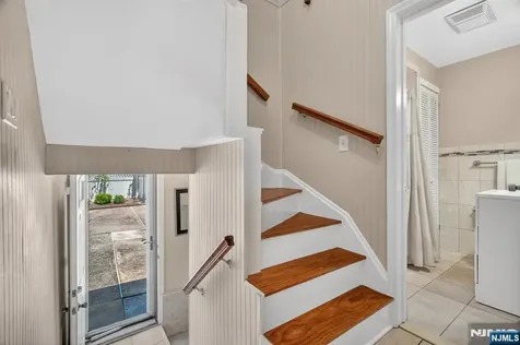 119 Kingston Avenue Hawthorne NJ 07506