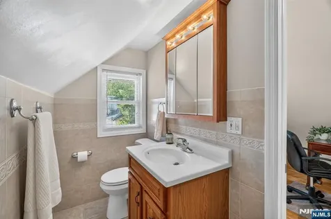 119 Kingston Avenue Hawthorne NJ 07506
