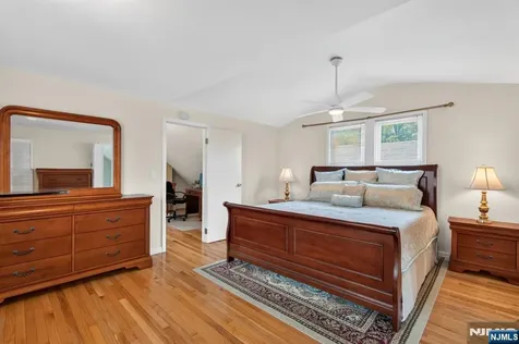 119 Kingston Avenue Hawthorne NJ 07506