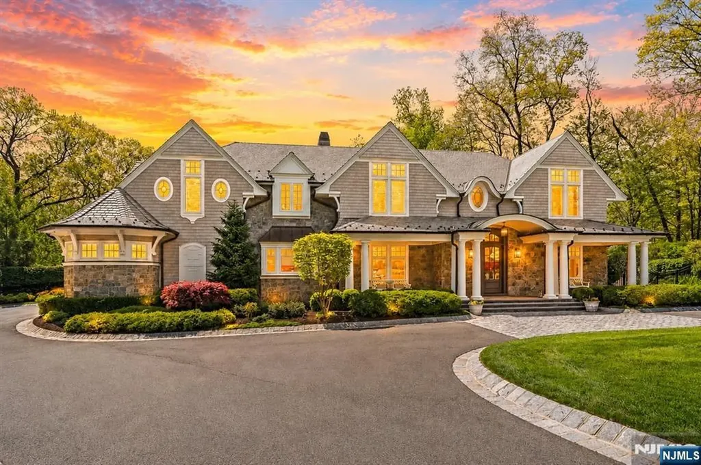 555 Miller Court Wyckoff NJ 07481