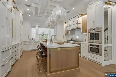 555 Miller Court Wyckoff NJ 07481