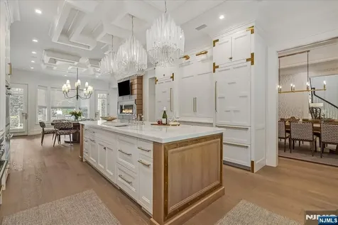 555 Miller Court Wyckoff NJ 07481