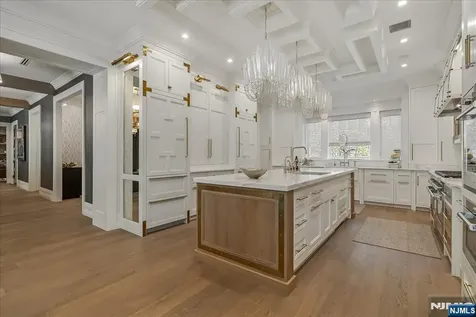 555 Miller Court Wyckoff NJ 07481