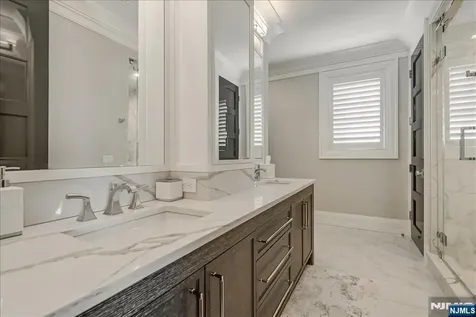 555 Miller Court Wyckoff NJ 07481