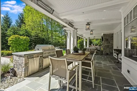 555 Miller Court Wyckoff NJ 07481