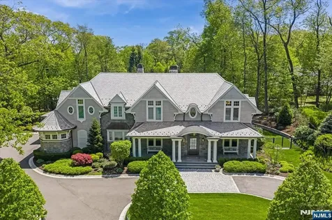555 Miller Court Wyckoff NJ 07481