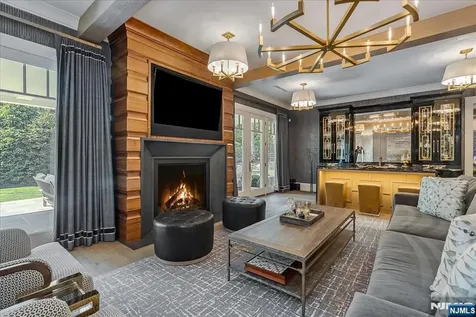 555 Miller Court Wyckoff NJ 07481