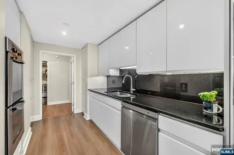 900 Palisade Avenue Fort Lee NJ 07024