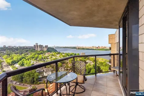 900 Palisade Avenue Fort Lee NJ 07024