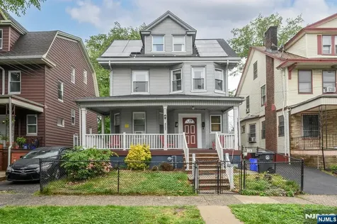 829-831 13th Street Newark NJ 07108