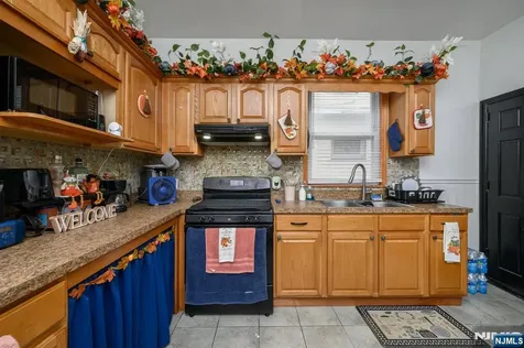 829-831 13th Street Newark NJ 07108