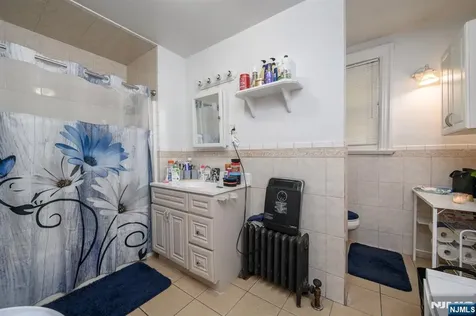 829-831 13th Street Newark NJ 07108