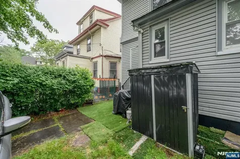 829-831 13th Street Newark NJ 07108