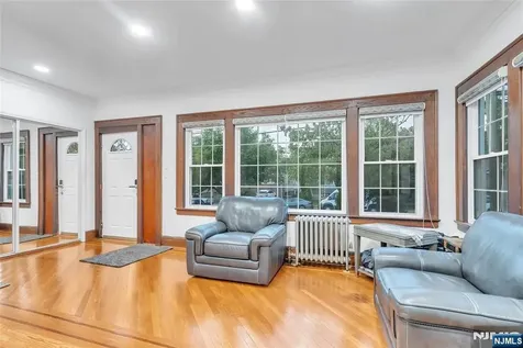 353 Page Avenue Lyndhurst NJ 07071