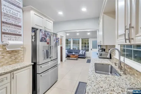 353 Page Avenue Lyndhurst NJ 07071