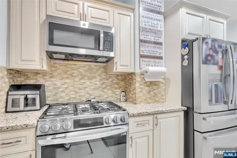 353 Page Avenue Lyndhurst NJ 07071