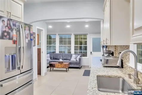 353 Page Avenue Lyndhurst NJ 07071