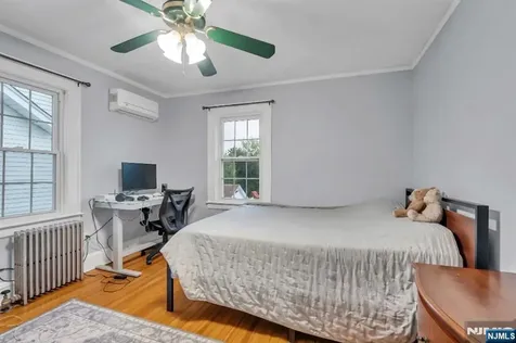 353 Page Avenue Lyndhurst NJ 07071