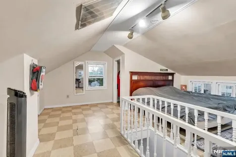 353 Page Avenue Lyndhurst NJ 07071