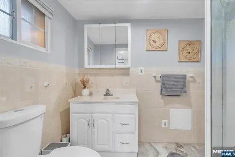 353 Page Avenue Lyndhurst NJ 07071