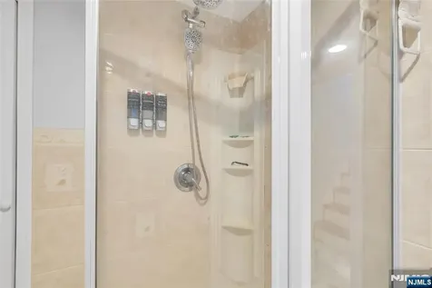 353 Page Avenue Lyndhurst NJ 07071