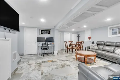 353 Page Avenue Lyndhurst NJ 07071